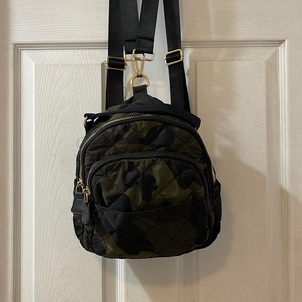 Convertible camo backpack